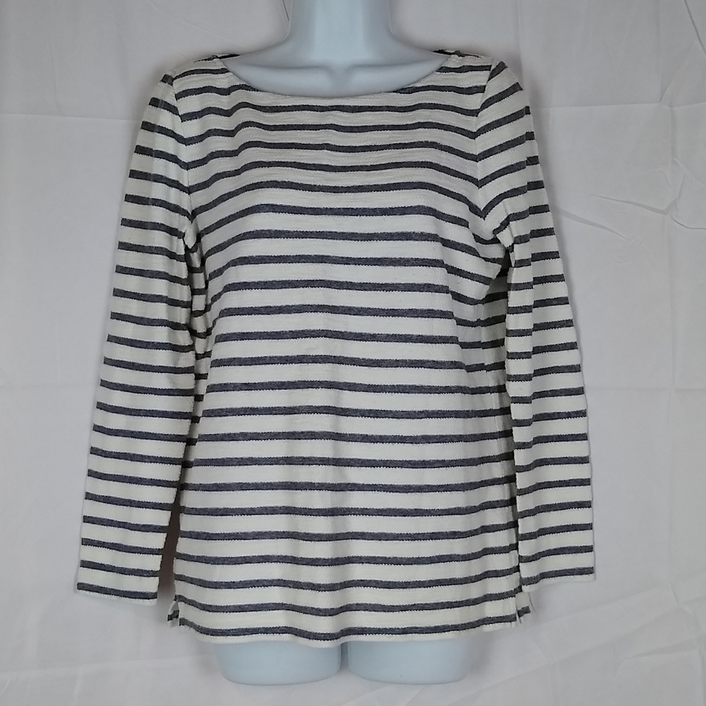 💥3/$10💥 Lou & Grey Stripped Minimalist Top